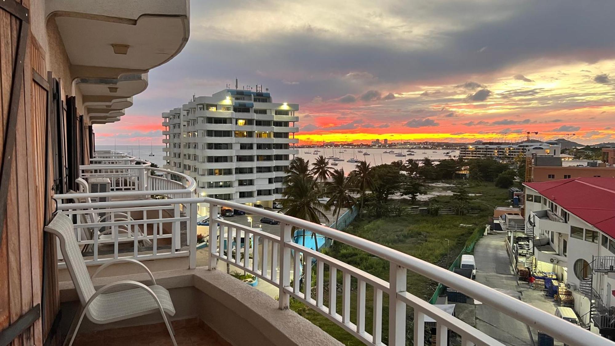 Simpson Bay Suites Kültér fotó