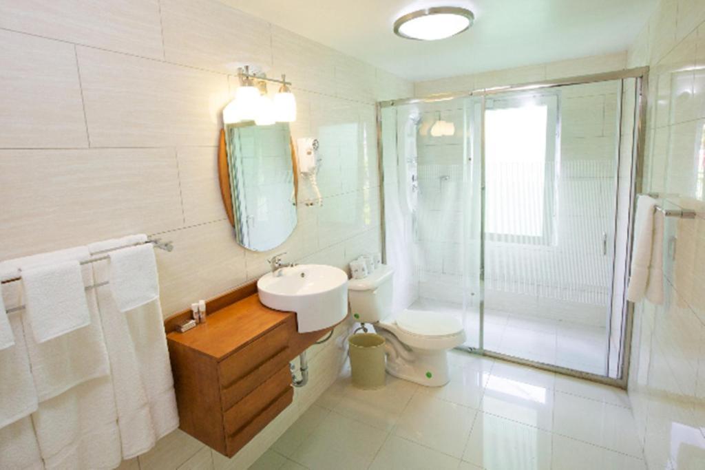 Simpson Bay Suites Szoba fotó