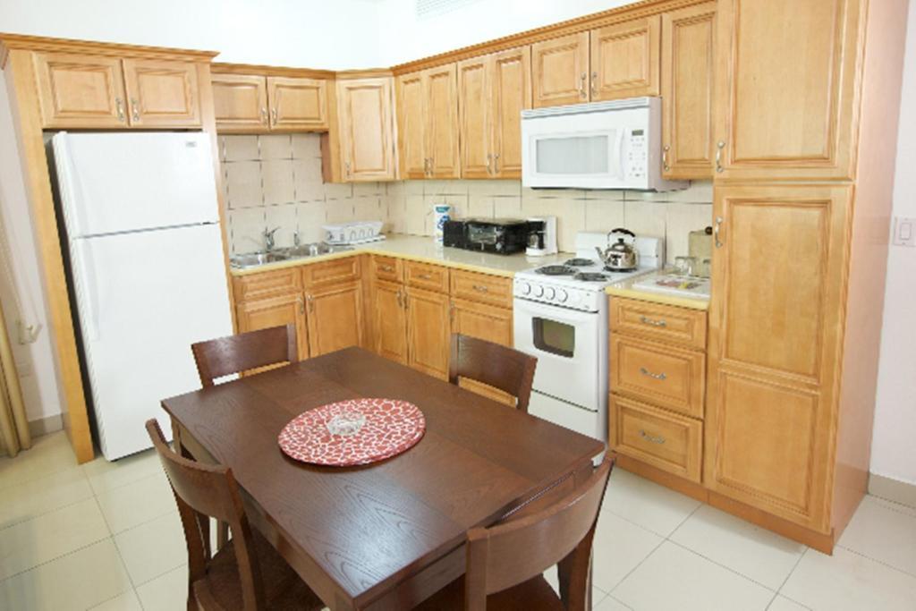Simpson Bay Suites Szoba fotó